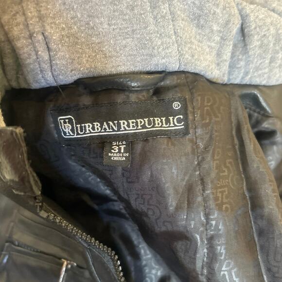 Urban Republic Kids 3T Faux Leather Blk Biker Motorcycle Hoodie Jacket - Picture 7 of 9